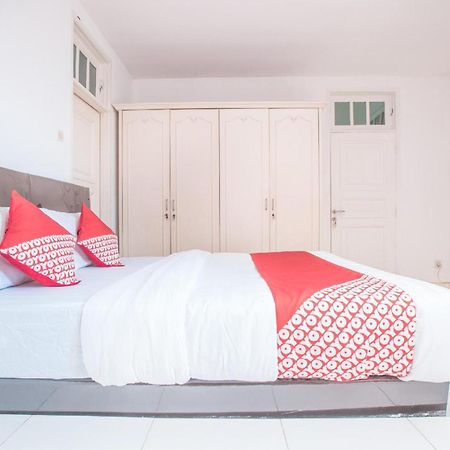 Capital O 332 Residence G17 Kemang Джакарта Екстер'єр фото