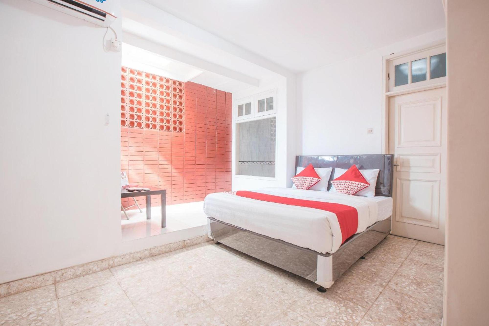 Capital O 332 Residence G17 Kemang Джакарта Екстер'єр фото